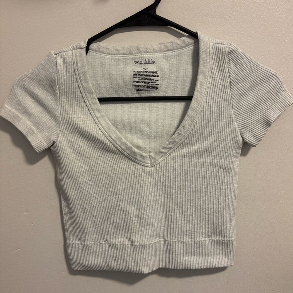 Wild Fable White Ribbed V-Neck Top
